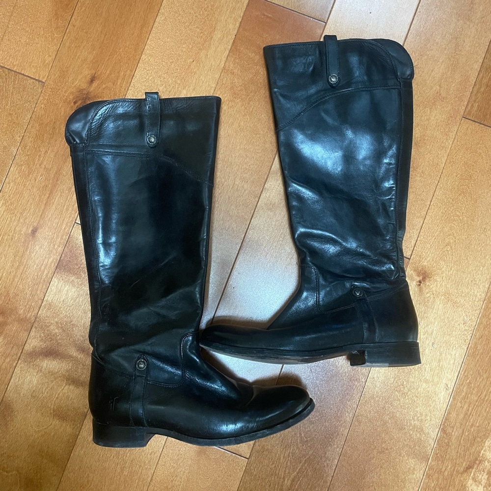 Frye Melissa Button Zip Boot